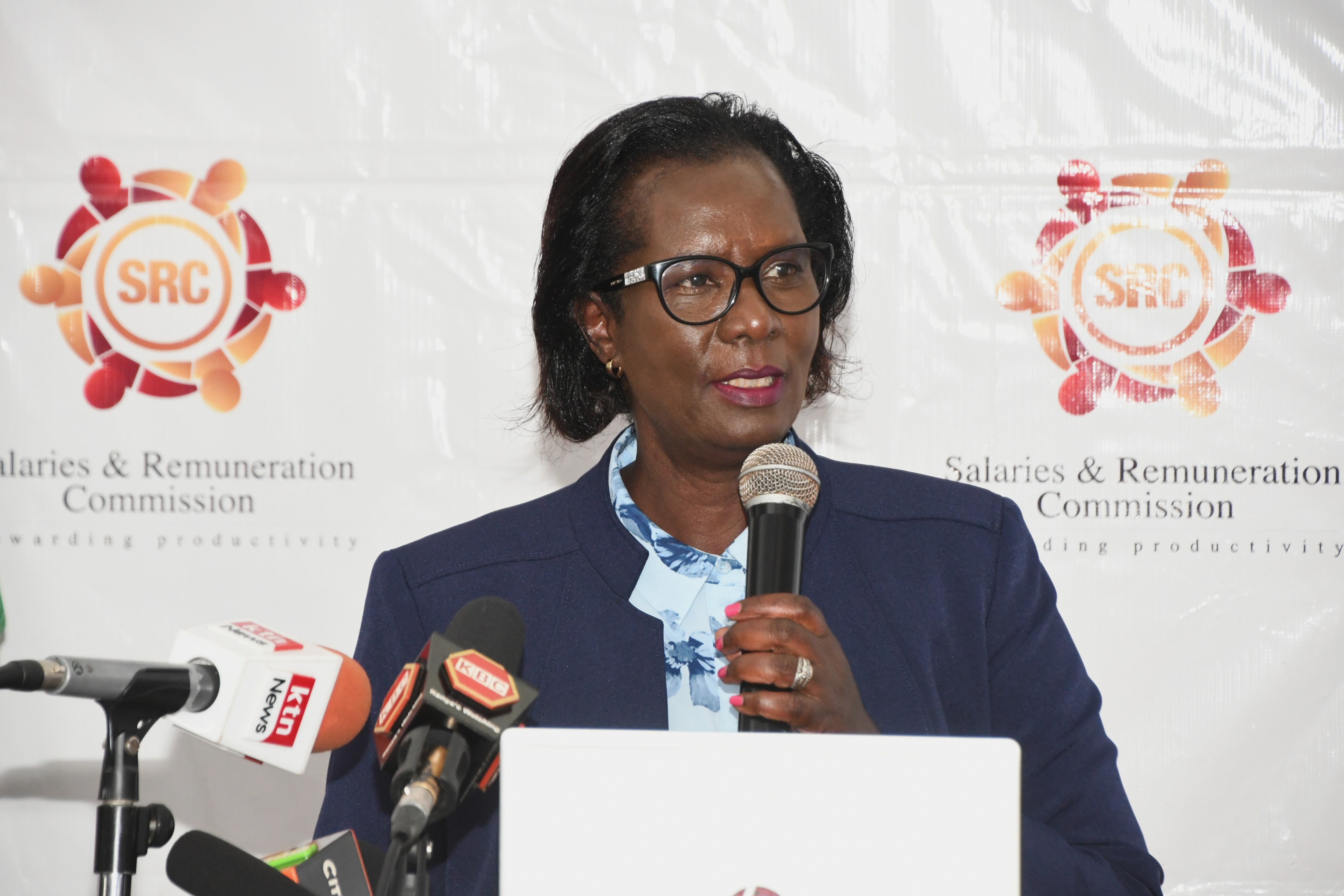 Salaries and Remuneration Commission Chairperson Lyn Cherop Mengich addresses a media breakfast meeting on the Commission’s SRC End-of-Term Report (2018/2019-2023/ 2024) in Nairobi.