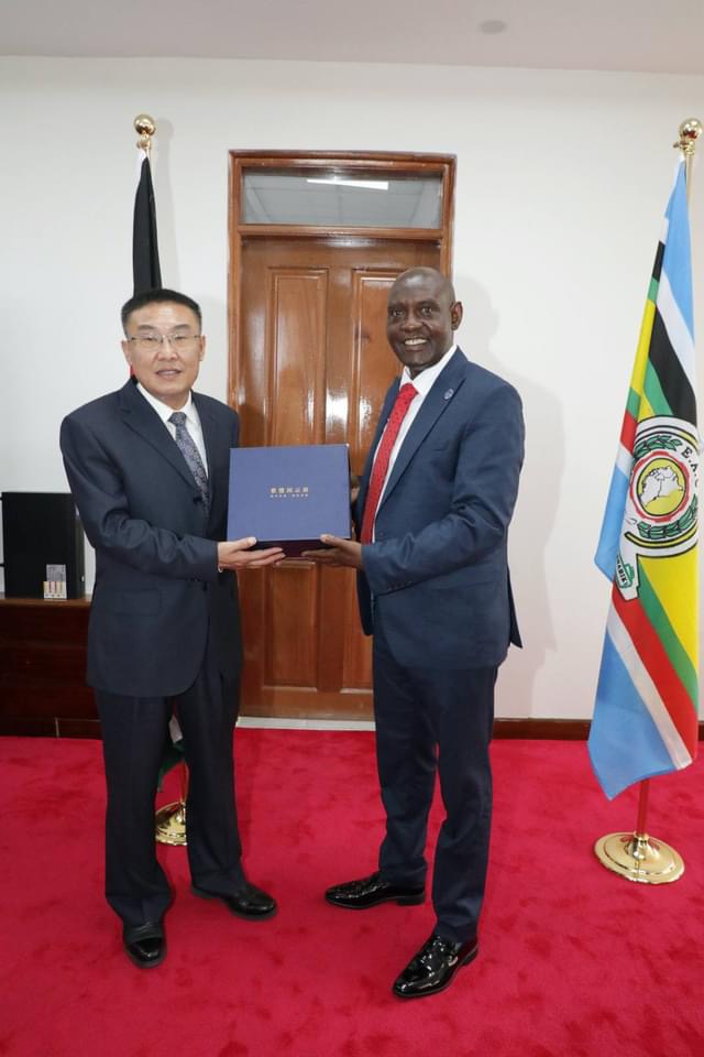 PS in the State Department for Tourism Kenya, John Ololtuaa (right), and the Vice Minister of Culture and Tourism from the People’s Republic of China, Mr. Lu Yingchuan (left), during the meeting.