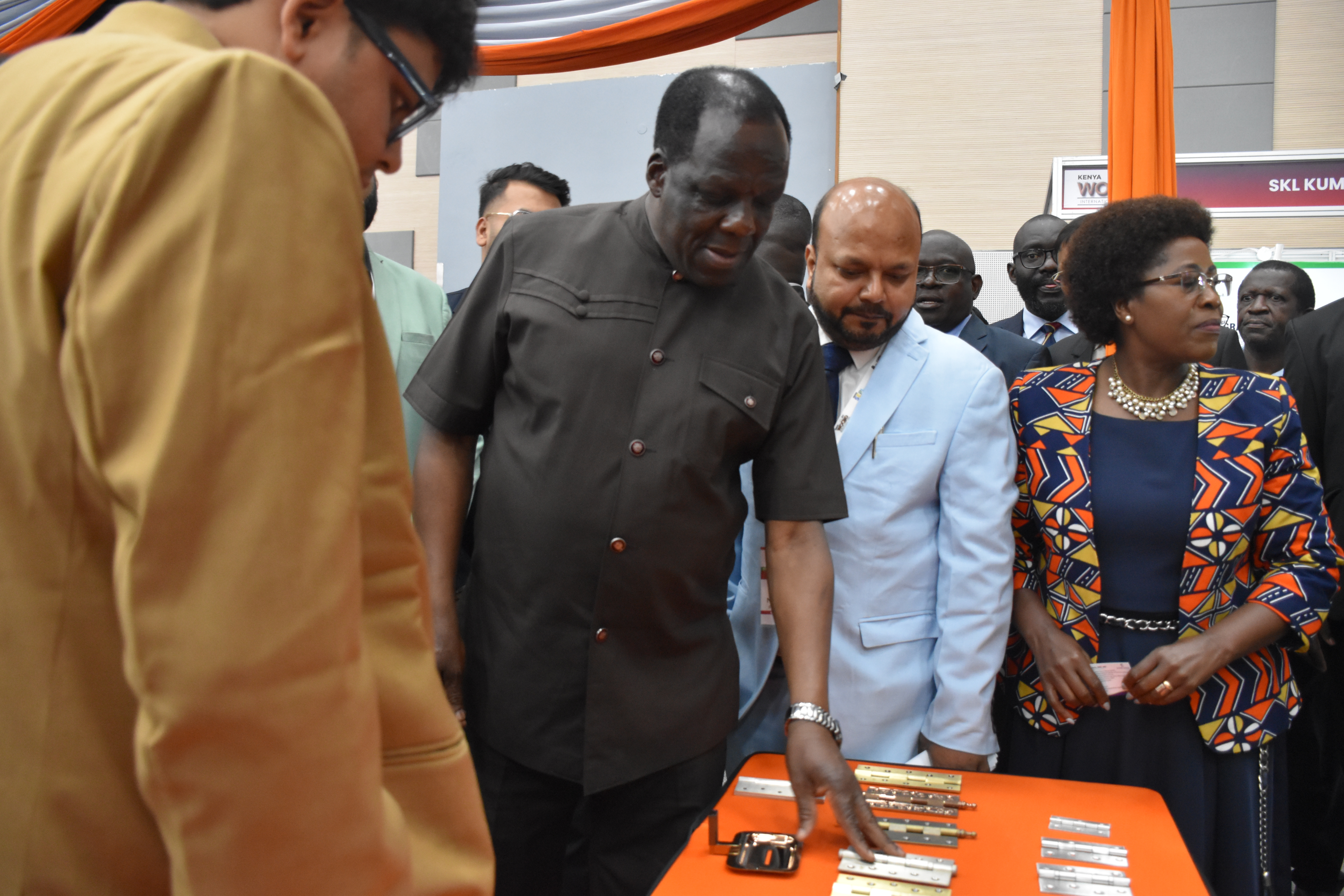 Ministry of Cooperatives and MSME’s Development Cabinet Secretary Wycliffe Oparanya viewing Expo products at the ongoing second Kenya BuildCon and Kenya Wood Expo 2025, Sarit Expo Centre.