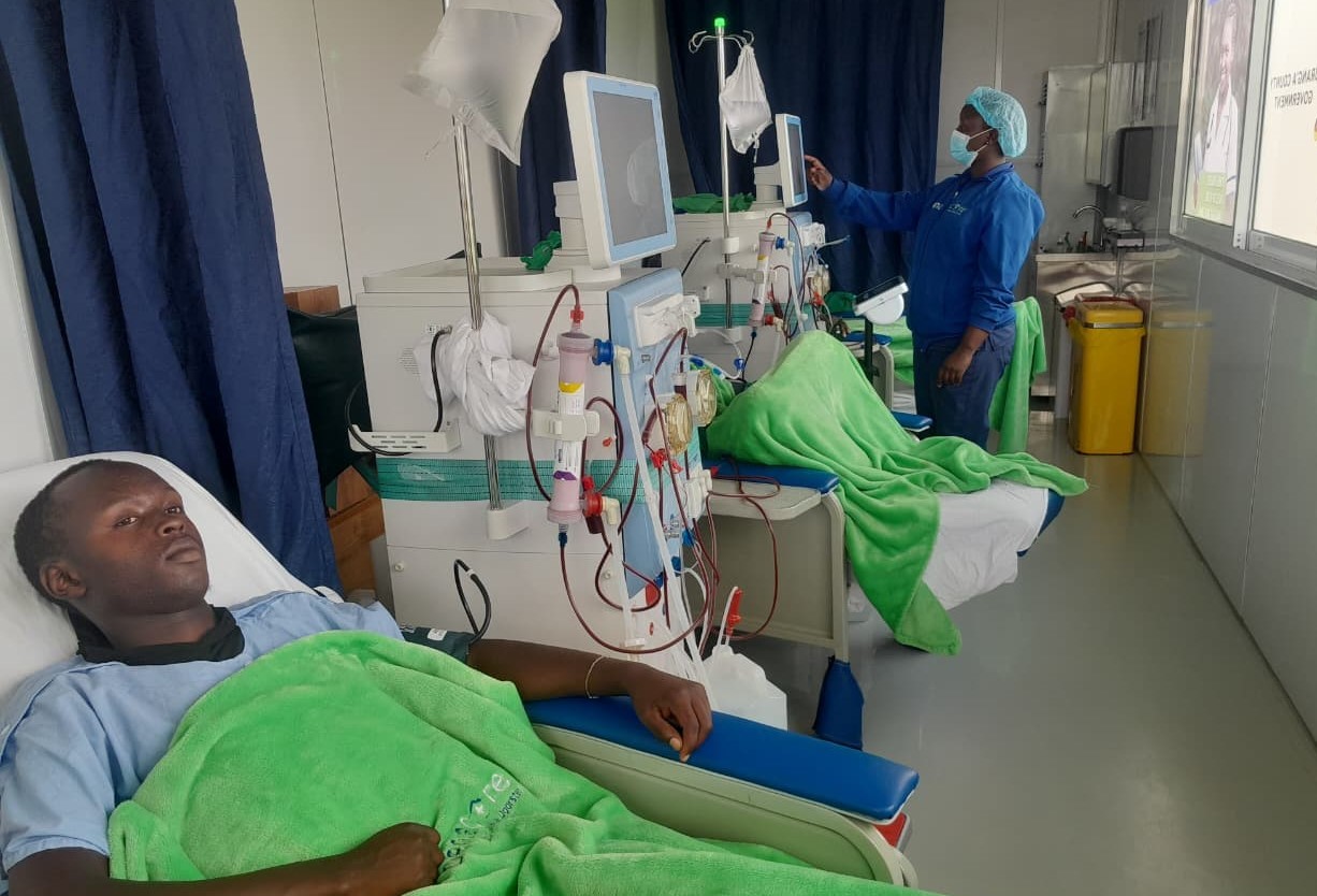 A patient receives dialysis treatment at the mobile renal unit stationed at Gatura Health Centre in Gatanga Sub- County.