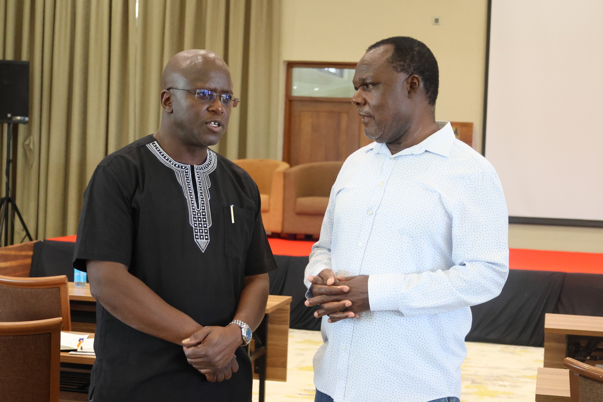 Dr. Walter Ongeti, KENAS CEO (left) and Dr Juma Mukhwana, PS State Department for Industry pictured during the meeting.