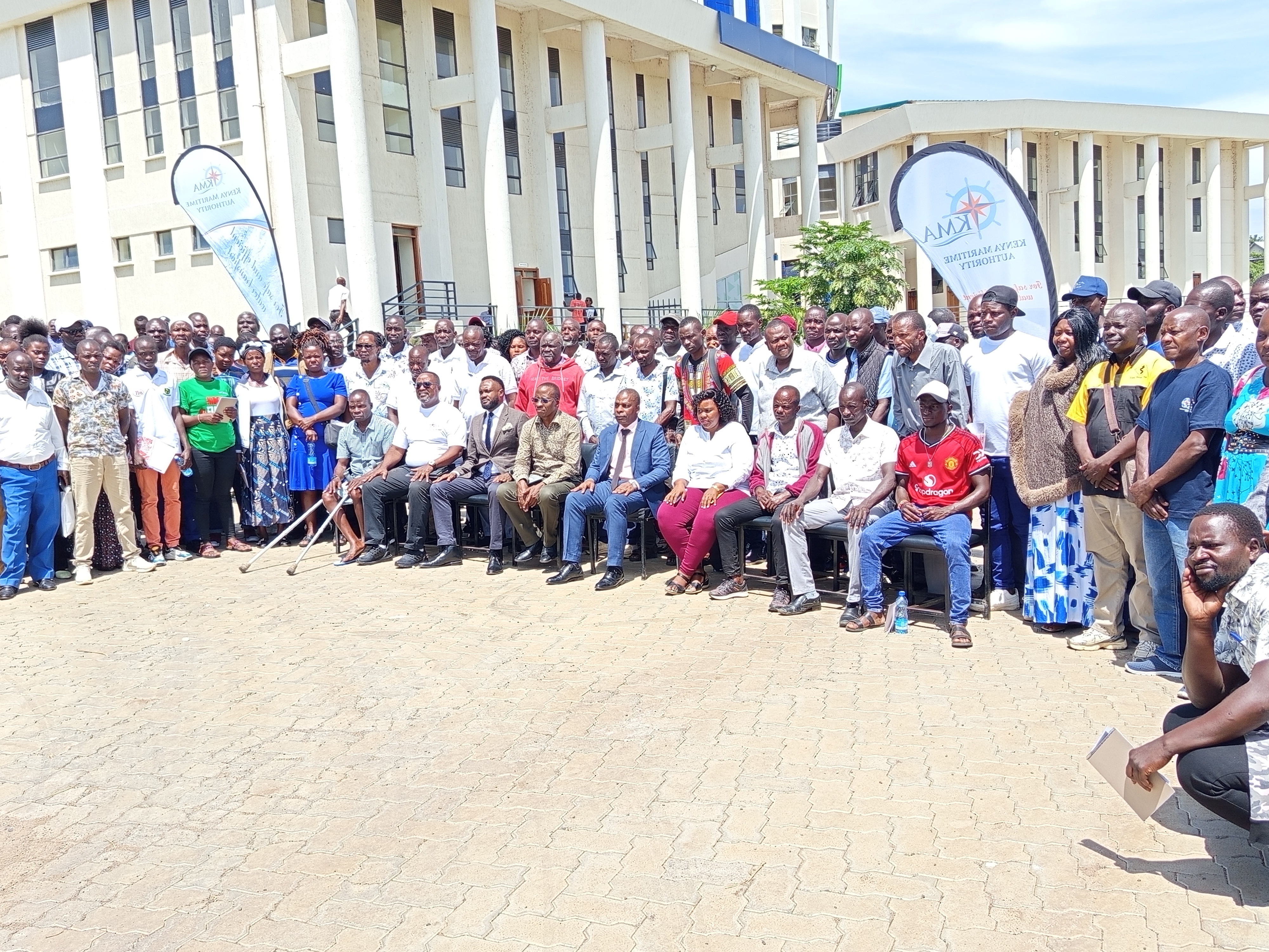 Officials from Kenya Maritime Authority, Bandari Maritime Academy, Homa Bay County Fisheries Department, the County security team led by the County Commissioner, Ronald Mwiwawi, and Homa Bay youths at the sidelines of an ongoing workshop at Tom Mboya University. 