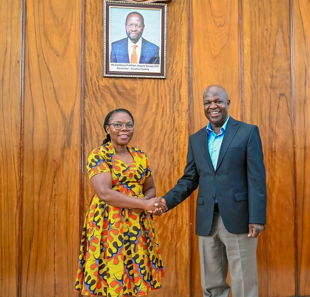 Kisumu Deputy Governor Dr.Mathew Owili (right) and FAO Country Director Farayi Zimudzi during the unveiling of the Sh35 million GIS system in Kisumu on Monday 16th March 2026.  Photo/Chris Mahandara