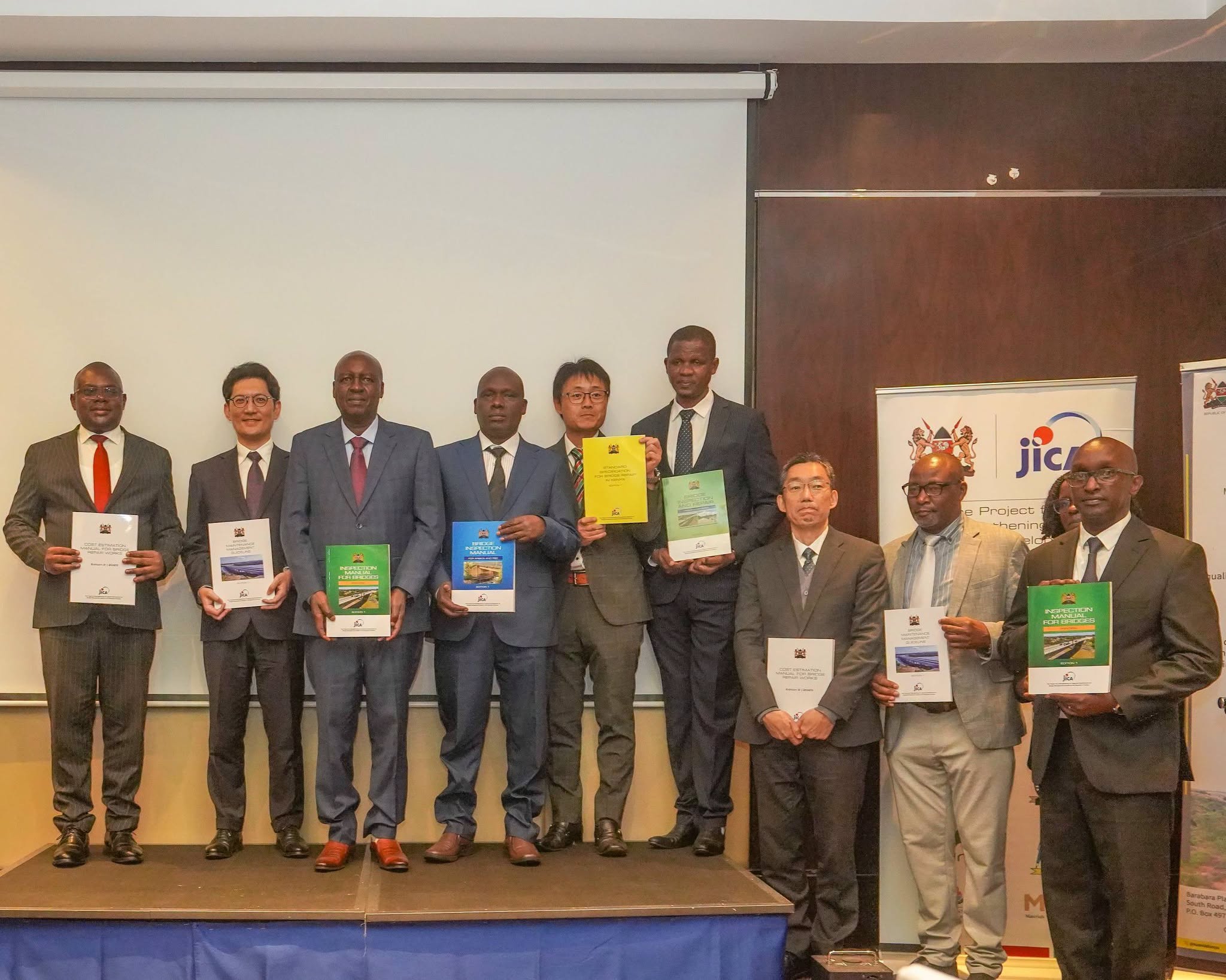  Principal Secretary for Roads Eng. Joseph Mbugua (third from left) and other stakeholders during the launch of the Bridge Management System (BMS) Manuals. 