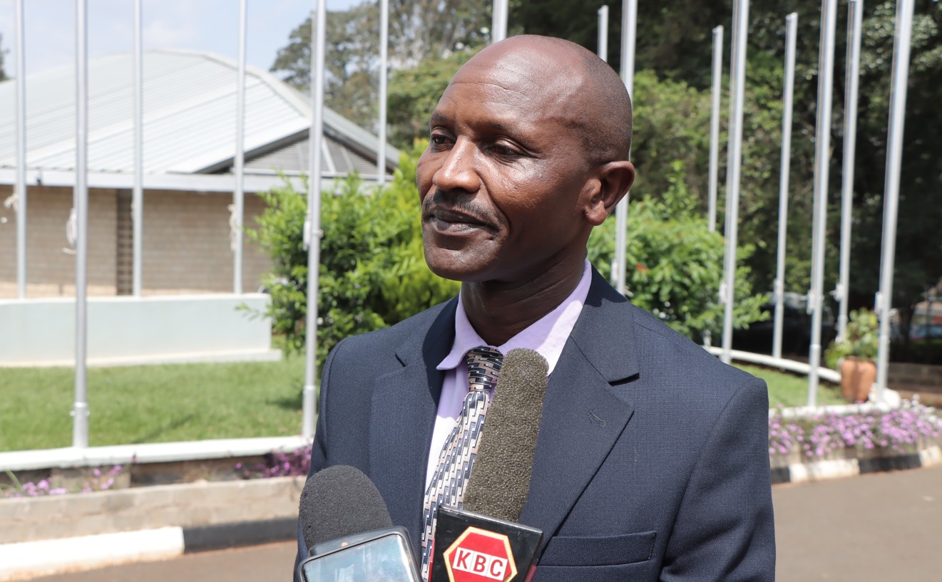 Acting Director of STEM Research and Innovation at CEMASTEA, Dr. Karanja Mutitu, addressing media during the unveiling of the Grade 10 STEM baseline study at CEMASTEA in Karen, Nairobi.