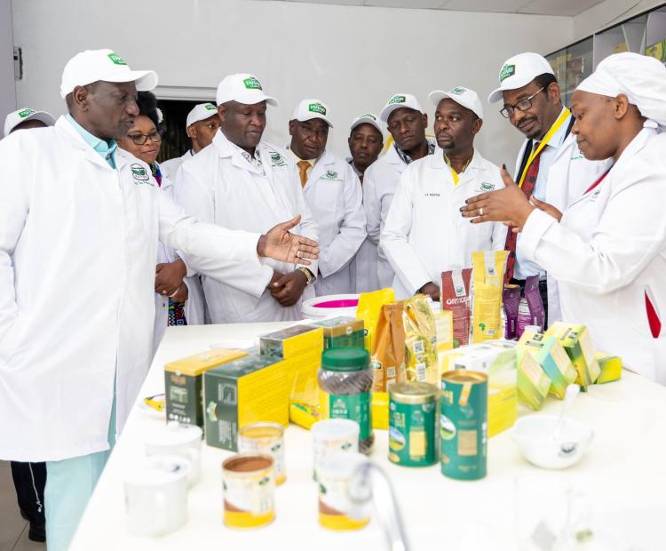 President William Ruto and other leaders on a tour through the KETEPA packaging Factory in Kericho County.