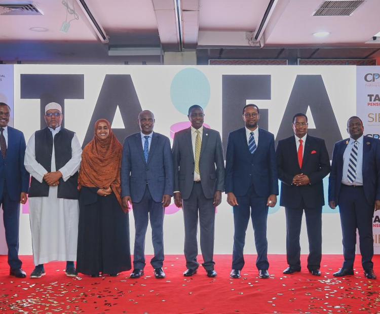 (From Left) Charles Machira-Retirements Benefits Authority (RBA) CEO, Sheikh Lithome-Chairman Salih Advisory Committee, Certified Human Resource Professional (CHRP) (K) Quresha Ahmed- CEO Institute of Human Resource Management (IHRM), CS -National Treasury, John Mbadi among other officials during the Taifa Pension Fund launch in Nairobi.