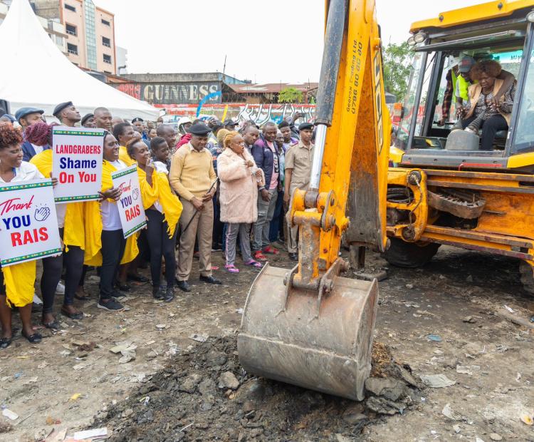 Ministry of Lands, Public Works, Housing and Urban  Development Cabinet Secretary (CS) Alice Wahome  commissions the commencement of South B Trading  Market in Nairobi. Photo/Courtesy
