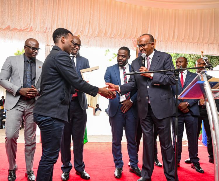 Health CS Aden Duale speaking during the flag-off ceremony for the 2025/2026 cohort of healthcare interns, reaffirming the government’s commitment to strengthening the health workforce under Universal Health Coverage.