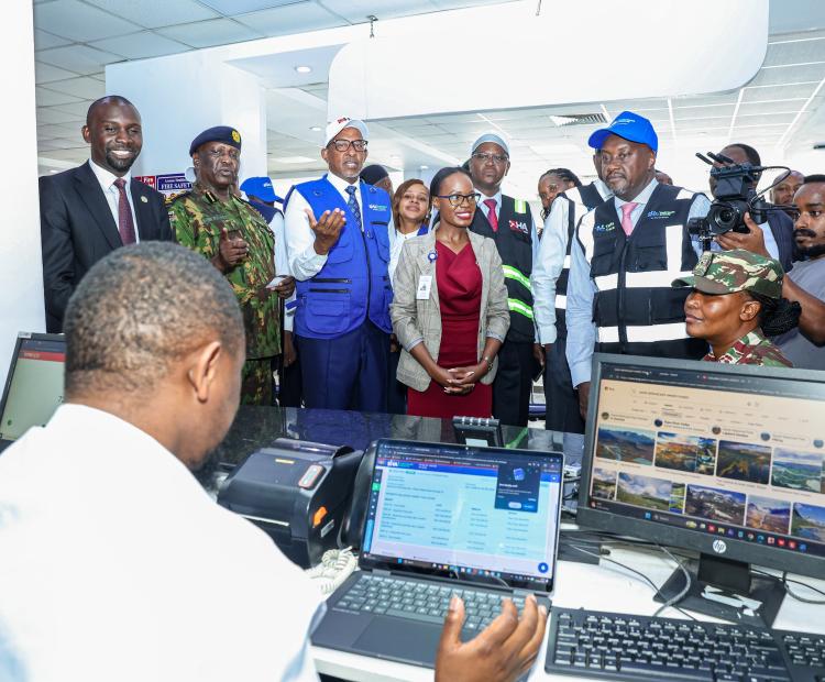 Cabinet Secretaries Aden Duale and Kipchumba Murkomen tour Avenue Hospital during the launch of the Usalama Cover in Nairobi.