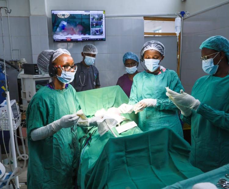  Medical personnel at Kiambu Level 5 Hospital perform the first telemedicine-assisted caesarean section
