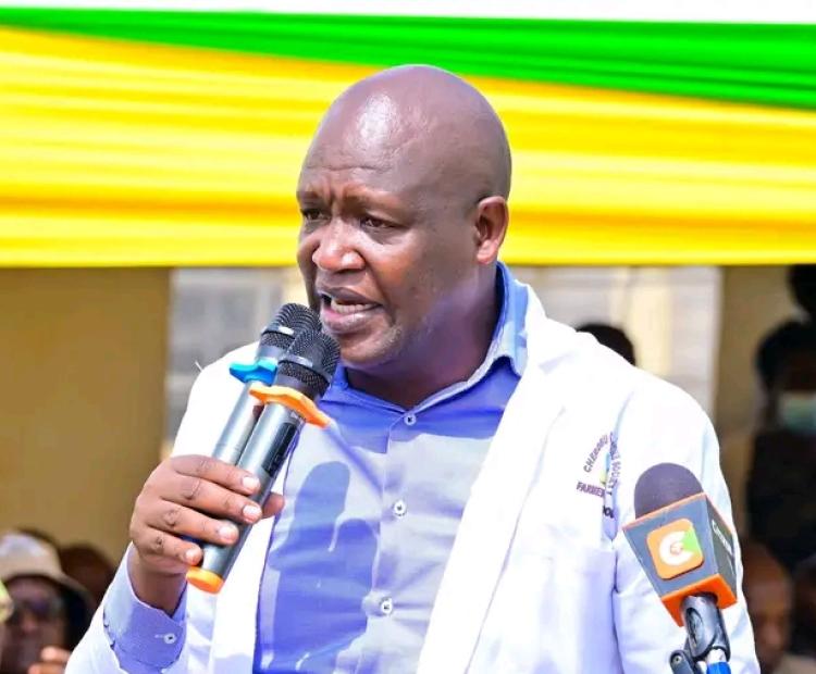 Kericho County Governor Dr. Erick Mutai addresses residents during the issuance of a Sh10 million EDP grant to Cherobu Farmers’ Dairy Cooperative Society in Cheboin Ward, Bureti Sub-County. PHOTO: KELOX MUTAI