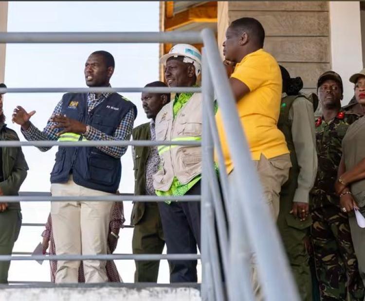 President William Ruto (in a helmet) during an inspection of Endebess Level Four Sub-County Hospital, which is 88 per cent complete.